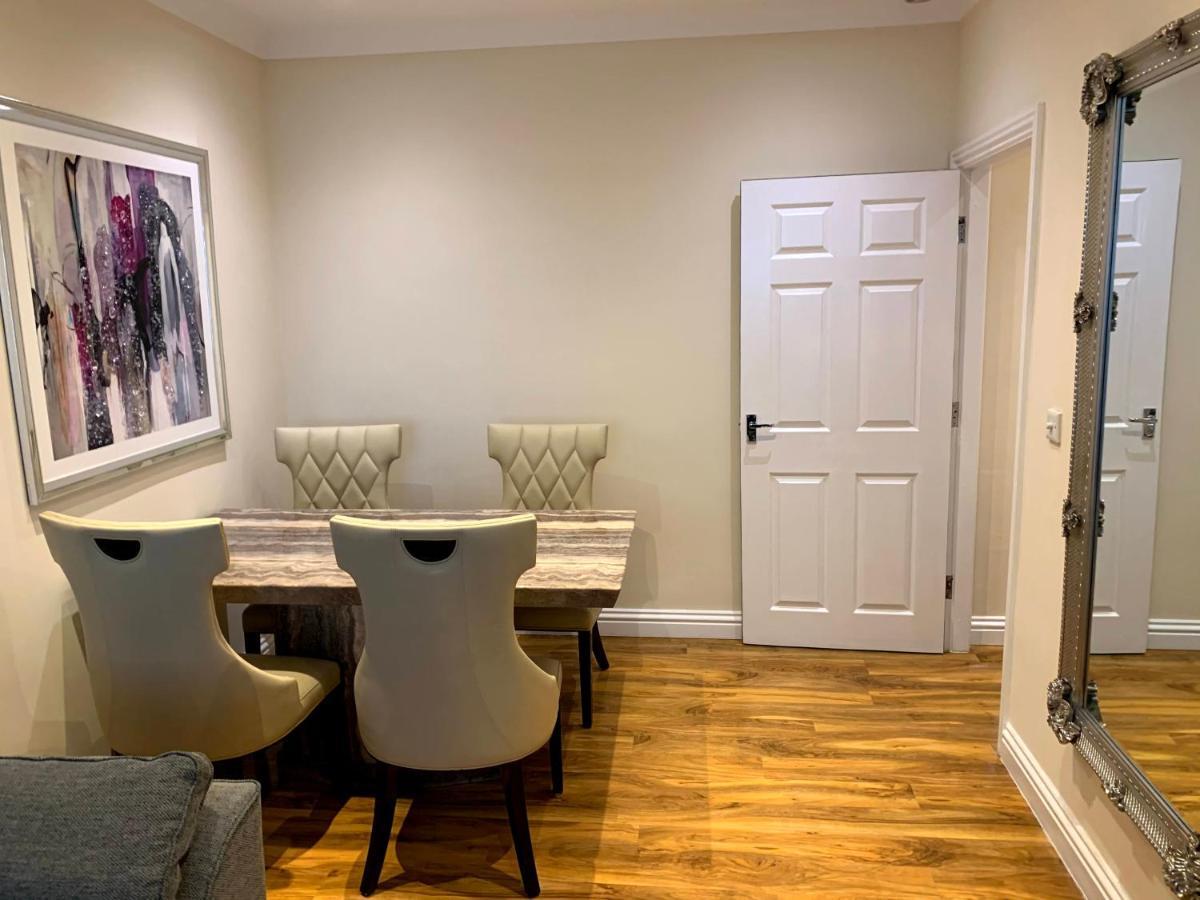 דרלינגטון Apartment 5 - Two Bedroom Luxury Apartment Close To Town, Mainline Rail & Theatre Stylish And Comfortable מראה חיצוני תמונה