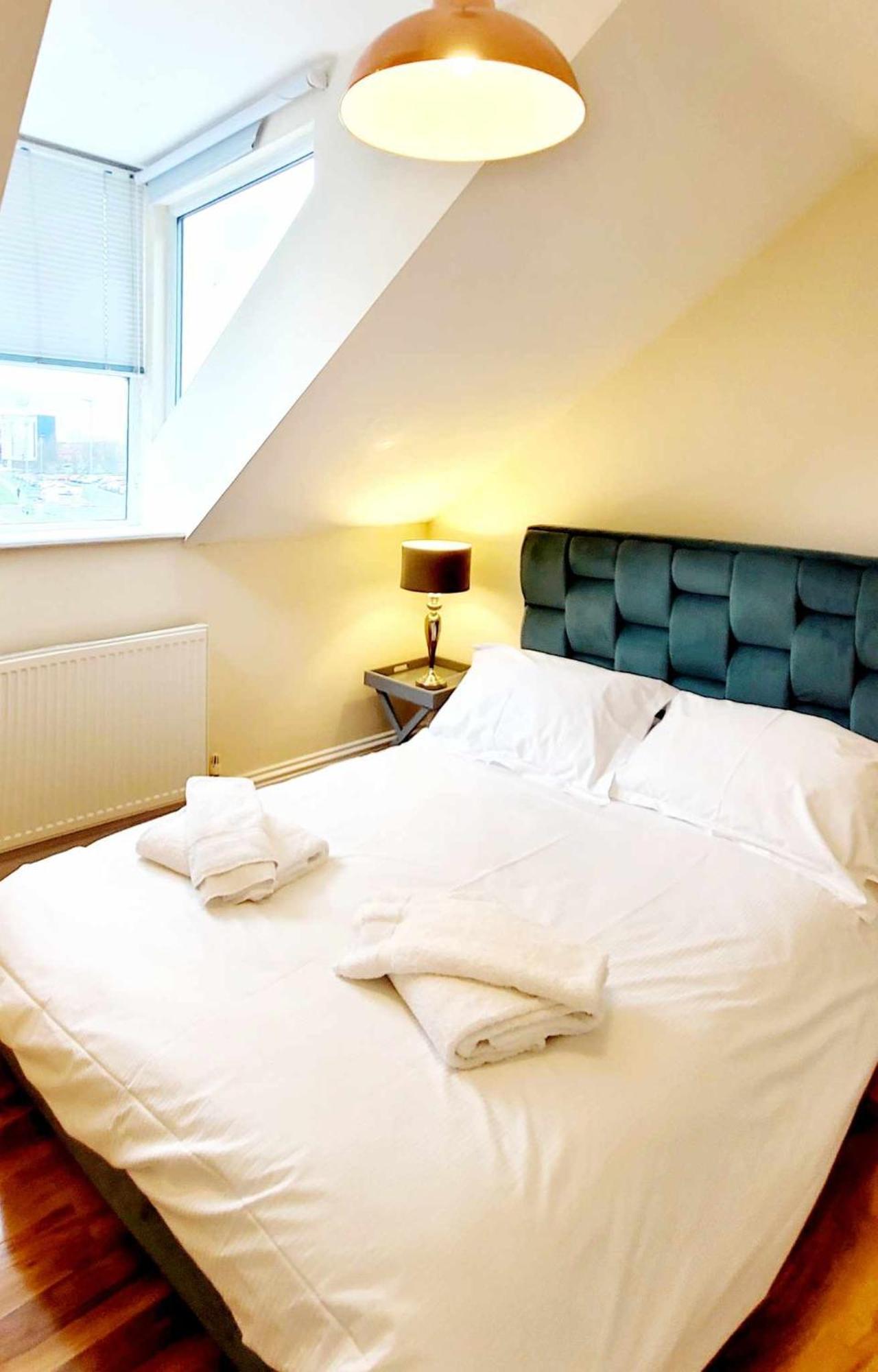 דרלינגטון Apartment 5 - Two Bedroom Luxury Apartment Close To Town, Mainline Rail & Theatre Stylish And Comfortable מראה חיצוני תמונה